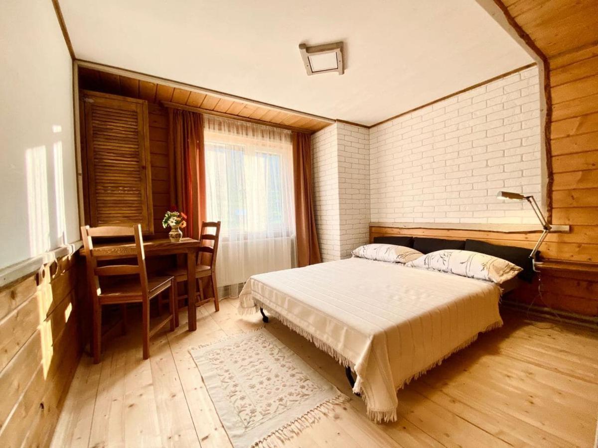 Krokus House Verkhovyna Exterior photo